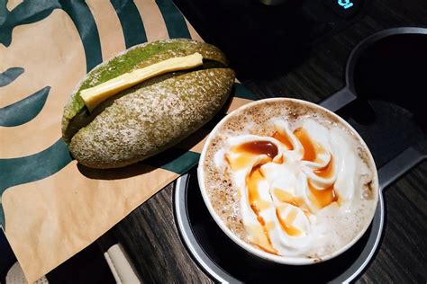 Starbucks 抹茶あんバターサンド＆ほうじ茶まろやかキャラメルティーラテ Cantik Yoga Art Akiのブログ