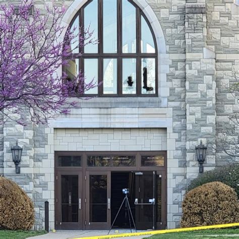 Nashville school shooting: Six killed by 28-year-old ex-student in ...