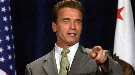 Foi Uma M Rda Arnold Schwarzenegger Pede Desculpas Na Netflix 20