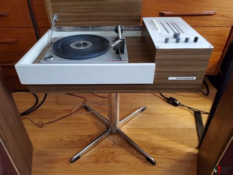 Vintage Telefunken Rondo Am Fm Record Player Chrome Pedestal Base