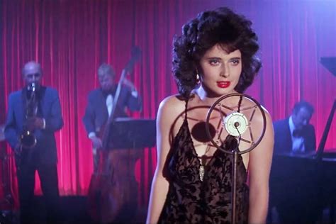 An Extra Hour Of Footage From David Lynchs Blue Velvet Is Getting