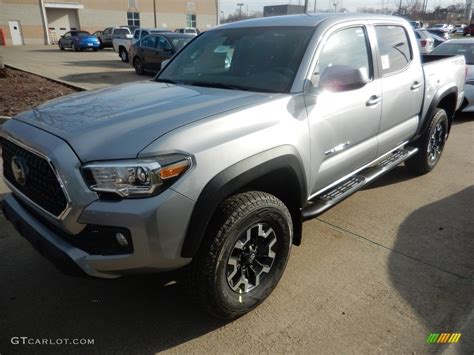 2018 Silver Sky Metallic Toyota Tacoma Trd Off Road Double Cab 4x4