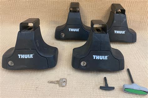 THULE Traverse Foot Pack 480 Set Of 4 W Locks Key Roof Rack Square