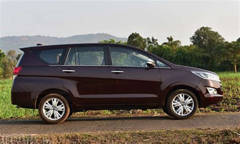 Toyota Innova Car Hire From Delhi To Outstation Tour Package Toyota