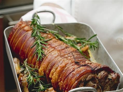 Roast Suckling Pig Recipe Eatsmarter