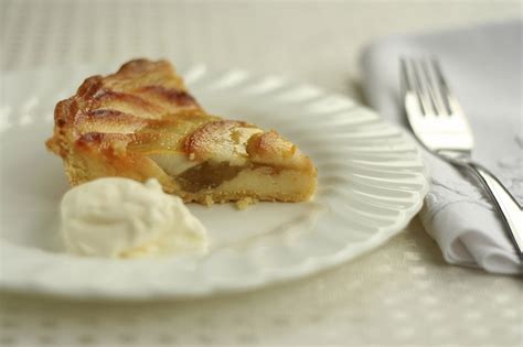 Recipe Classic French Apple Tart With Home Made Whipped Cream Littlerock