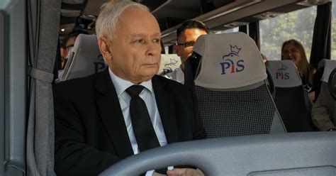 Kaczyński zapowiada podniesienie 800 plus Ta suma będzie podwyższona