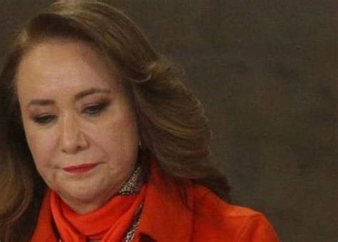 Obtiene Yasmín Esquivel suspensión ante caso de plagio