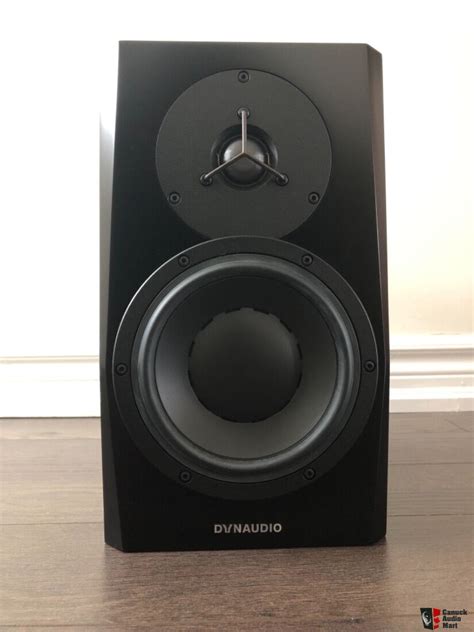 Dynaudio LYD 7B 7 Powered Reference Monitors Photo 2260784 Canuck