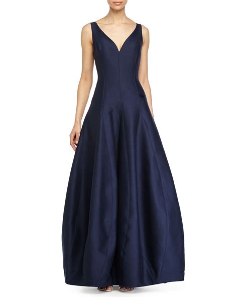 Halston Heritage Sleeveless V Neck Tulip Gown Navy