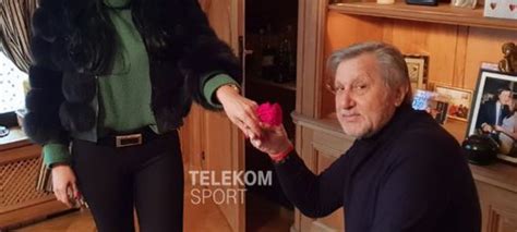 Ilie Nastase Se Insoara A A Oara I A Dat Inel De De Euro