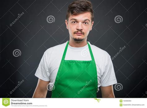 Retrato Do Empregador Masculino Atrativo Do Supermercado Imagem De