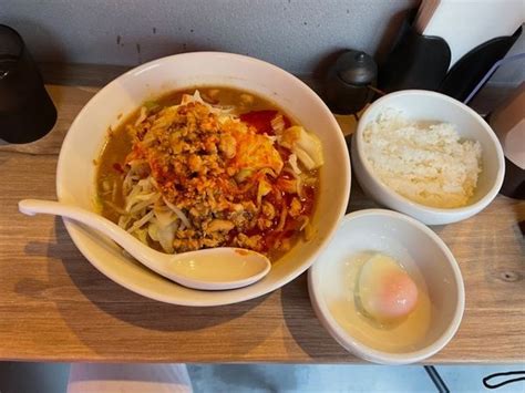 『閻魔ラーメン＋ライス＋温泉たまご』閻魔羅闍 鶴見本店のレビュー ラーメンデータベース