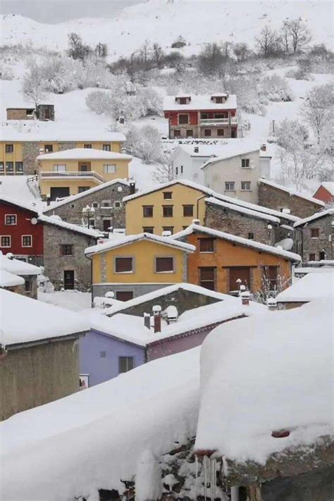 Los 10 pueblos nevados más bonitos de España para visitar en enero