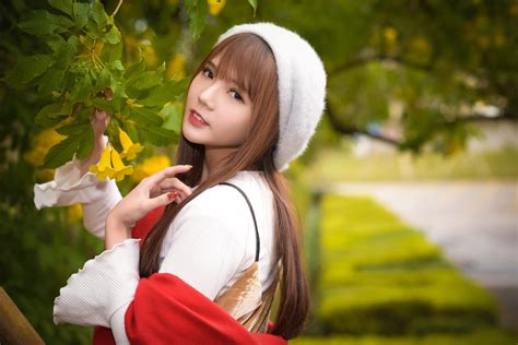 K Asian Bokeh Hands Beret Glasses Braid Hair Brown Haired Hd