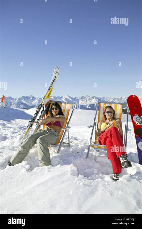 Bikini Skier Hi Res Stock Photography And Images Alamy