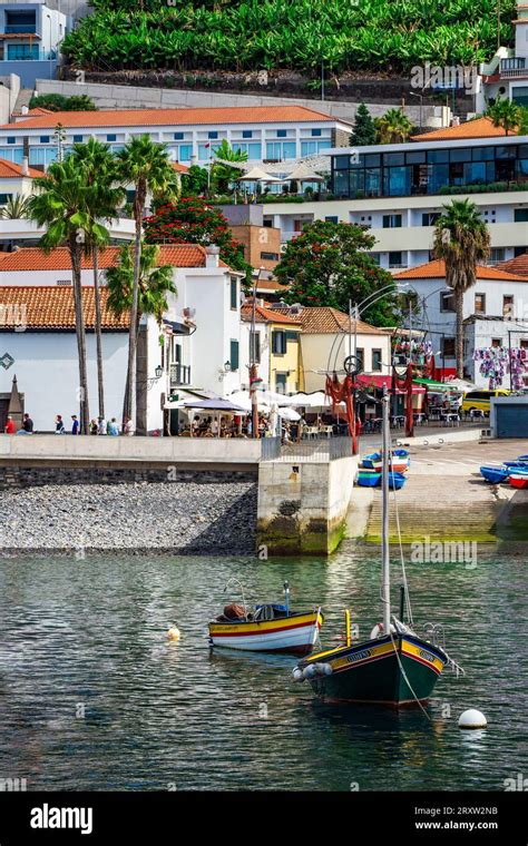 Scenic view of the small fishing village of Câmara de Lobos in Madeira