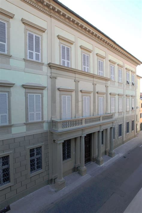 Il Palazzo Vescovile Di Pistoia Restaurato Jerusalem