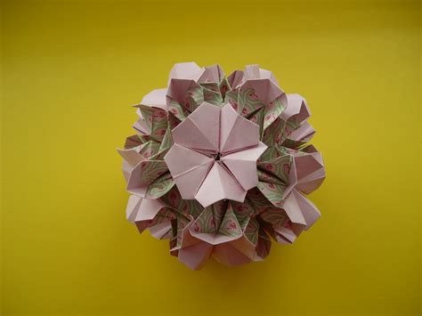 Primrose Kusudama Designer Natalia Romanenko Sandra Origami Flickr