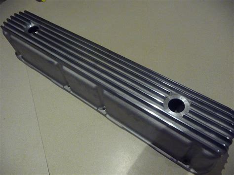 4 153 181 & 6 194 230 250 292 Chevy Cyl Valve Cover Polished Finned