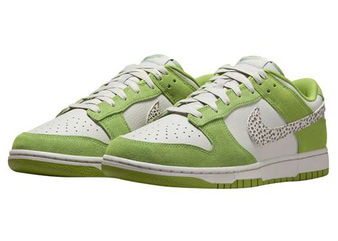 Buy Nike Dunk Low Safari Swoosh Chlorophyll Kixify Marketplace