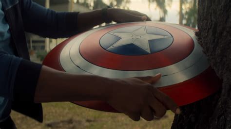 How Does Captain America's Shield Work In The MCU?