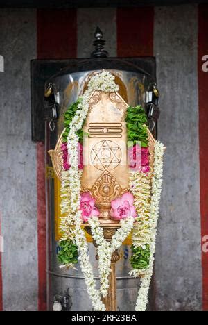 Lord Murugan Temple in Thiruttani Tiruttani Tirutani reached by ...