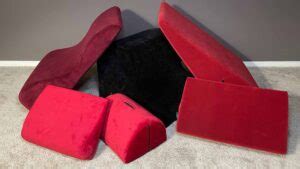 8 Best Sex Pillow Positions For All Body Types Genders My Sex Toy