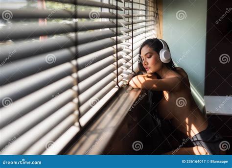 Woman On Chair Listen To Music And Sunbath Stock Image Image Of Cute