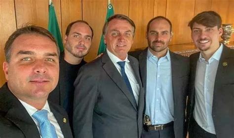 Pgr E Stf Preparam O Bote Sobre Bolsonaro E Seu Cl A Es Da Pf