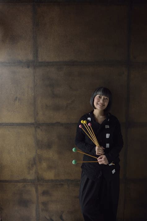 通崎 睦美（マリンバ、木琴） Mutsumi Tsuzaki Marimba And Xylophone