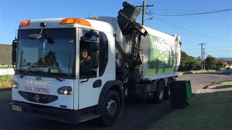 Maitland Garbage Truck 5965 This Was Ivecofan21 In This De Flickr