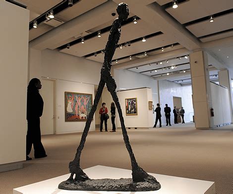 El hombre que camina de Giacometti la obra más cara jamás subastada