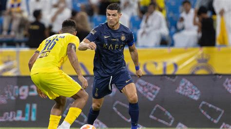 Bajo Nivel En El F Tbol De Arabia Saudita Video Del Ltimo Gol De Cr