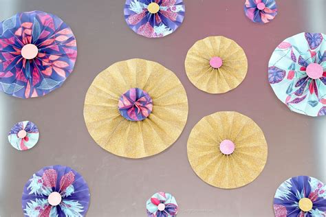 Diy Une D Co Murale De Rosaces En Papier Projet Diy Purple Jumble