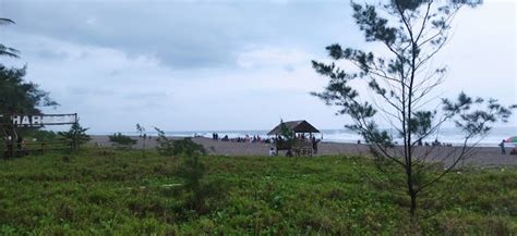 Potrat Potret Di Pantai Kembar Terpadu Kebumen