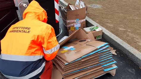 Porta A Mare Sacchi Pieni Di Rifiuti Abbandonati Da Tre Esercenti