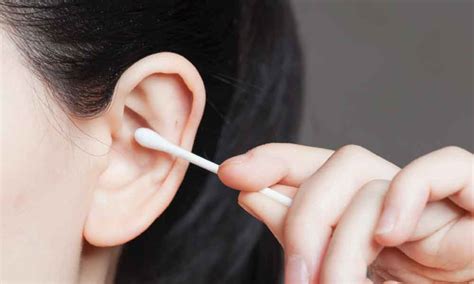 कान में खुजली होने पर क्या करें Home Remedies To Get Rid Of Itchy Ears