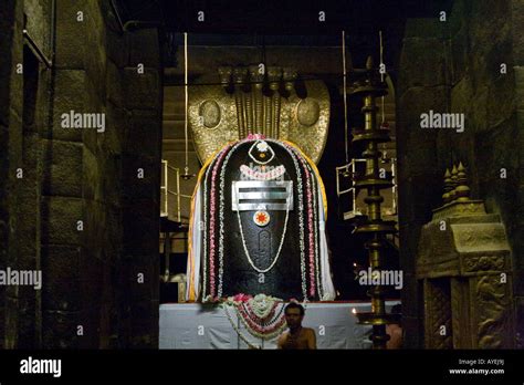 Lingham inside Brihadishwara Hindu Temple in Thanjavur South India Stock Photo - Alamy