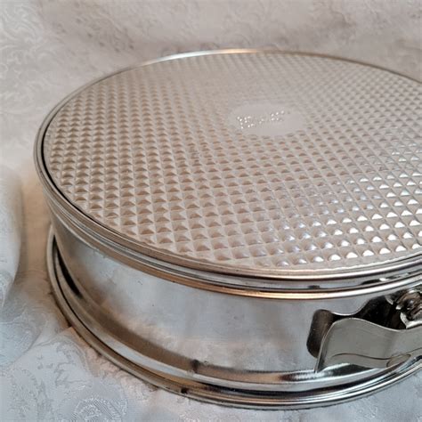 The Pampered Chef Kitchen Pampered Chef 4 Piece Springform Pan Poshmark