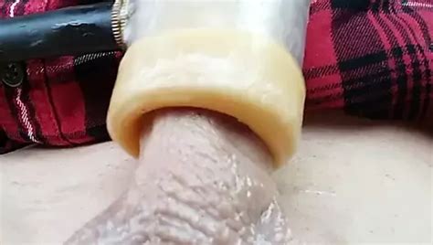 Close Up View Of Venus Sex Machine Rapidly Sucking The Tip Gay Man Porn Xhamster