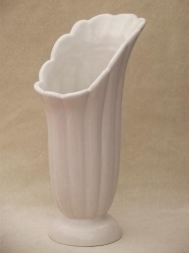 matte white pottery vase, vintage Abingdon pottery art deco lily vase