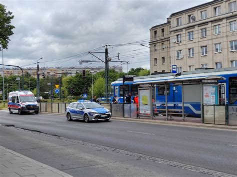 Wstrzymano ruch tramwajowy Wiadomości z Krakowa Kraków Informacje