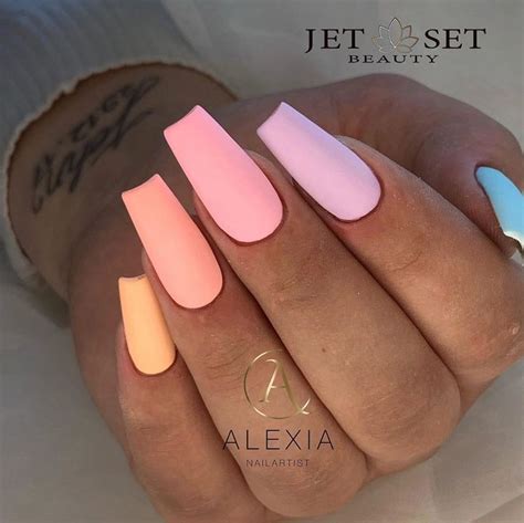 Likes Comments Jet Set Beauty Gmbh Jet Set Beauty Nails