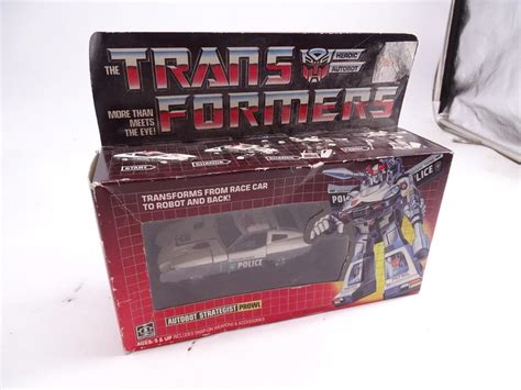 Vintage Hasbro Transformers Toy Autobot Strategist Prowl Police