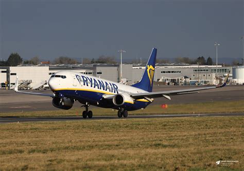 EI EBA Boeing 737 8AS Ryanair Bristol Airport Lulsgate Flickr