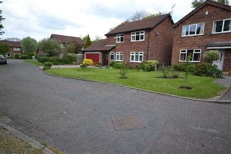 St Andrews Close Fearnhead Warrington Halton Kelly