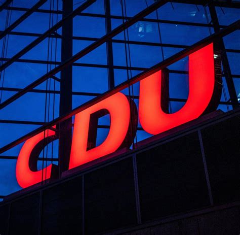 Neuer CDU Chef Merz Triumph und Tränen WELT