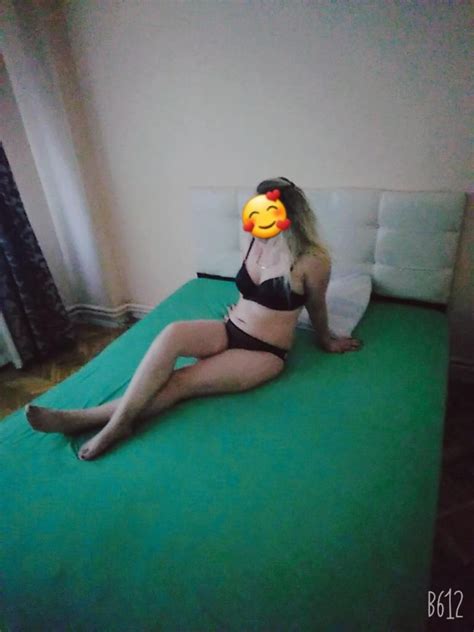 Maltepe Escort Sar N Bayan Esma Pendik Escort Kurtk Y Escort