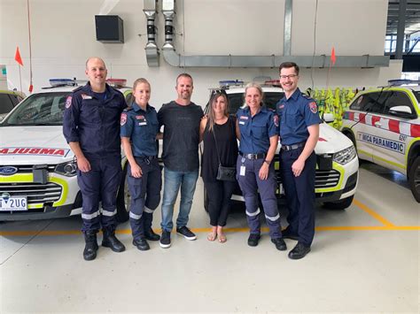 Victoria Police Officer Says Thanks To Paramedics Mirage News